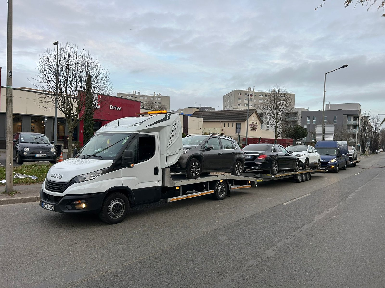 Transport dealeri auto România-Europa - flotă modernă Nasotte